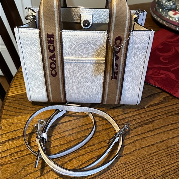 Coach 2025 Smith Leather Tote 25 .NWT Dust Bag. MSRP $378 FLASH SALE - Picture 6 of 9